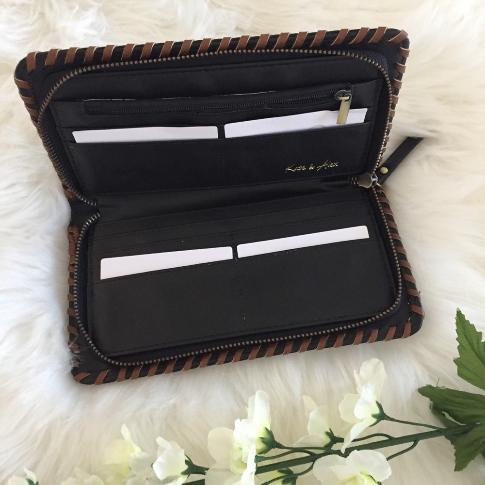 ❗️One Left❗️NWOT Kate & Alex  leather wallet - Picture 2 of 5